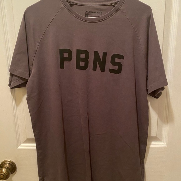 Alphalete shirt bundle Large - Picture 8 of 13